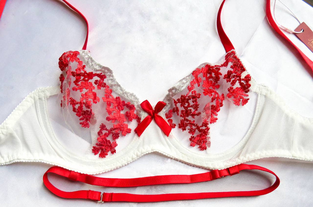 NATEA Charm Rouge Passion – Ensemble en dentelle rouge et blanche